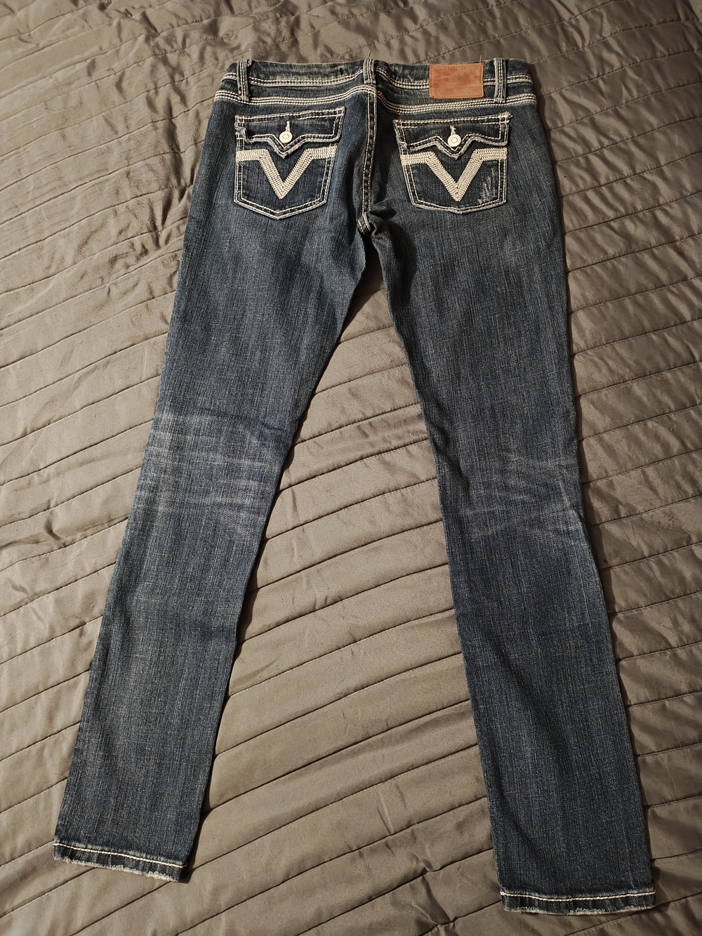 Vigoss Women's Skinny Jeans - Dark Blue with White Stitching